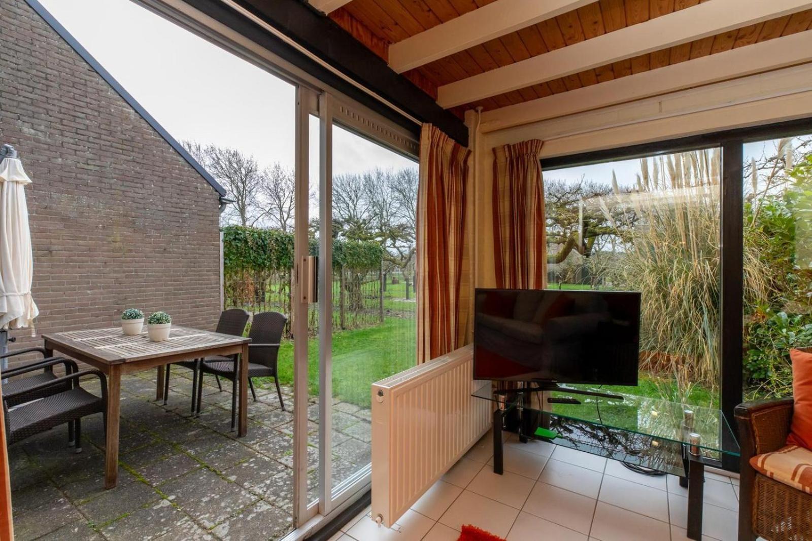 Vakantiehuis - De Haaijmanweg 5 | Burgh Haamstede 'Huisje 86' Bagian luar foto