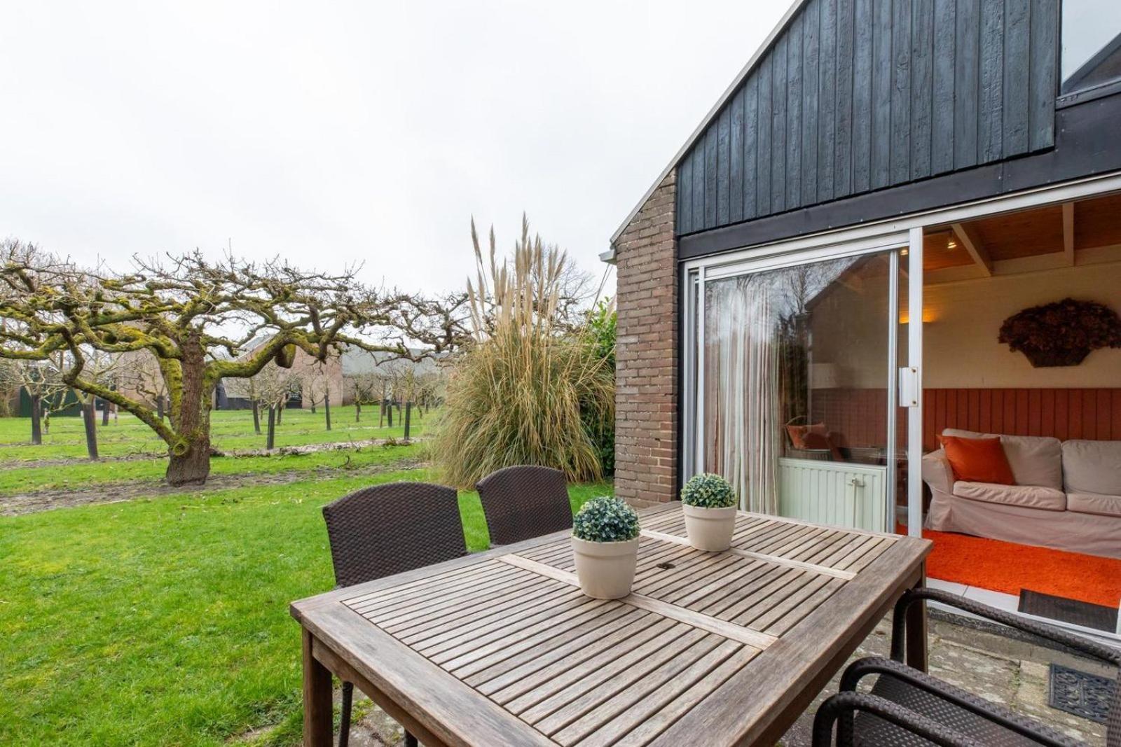 Vakantiehuis - De Haaijmanweg 5 | Burgh Haamstede 'Huisje 86' Bagian luar foto
